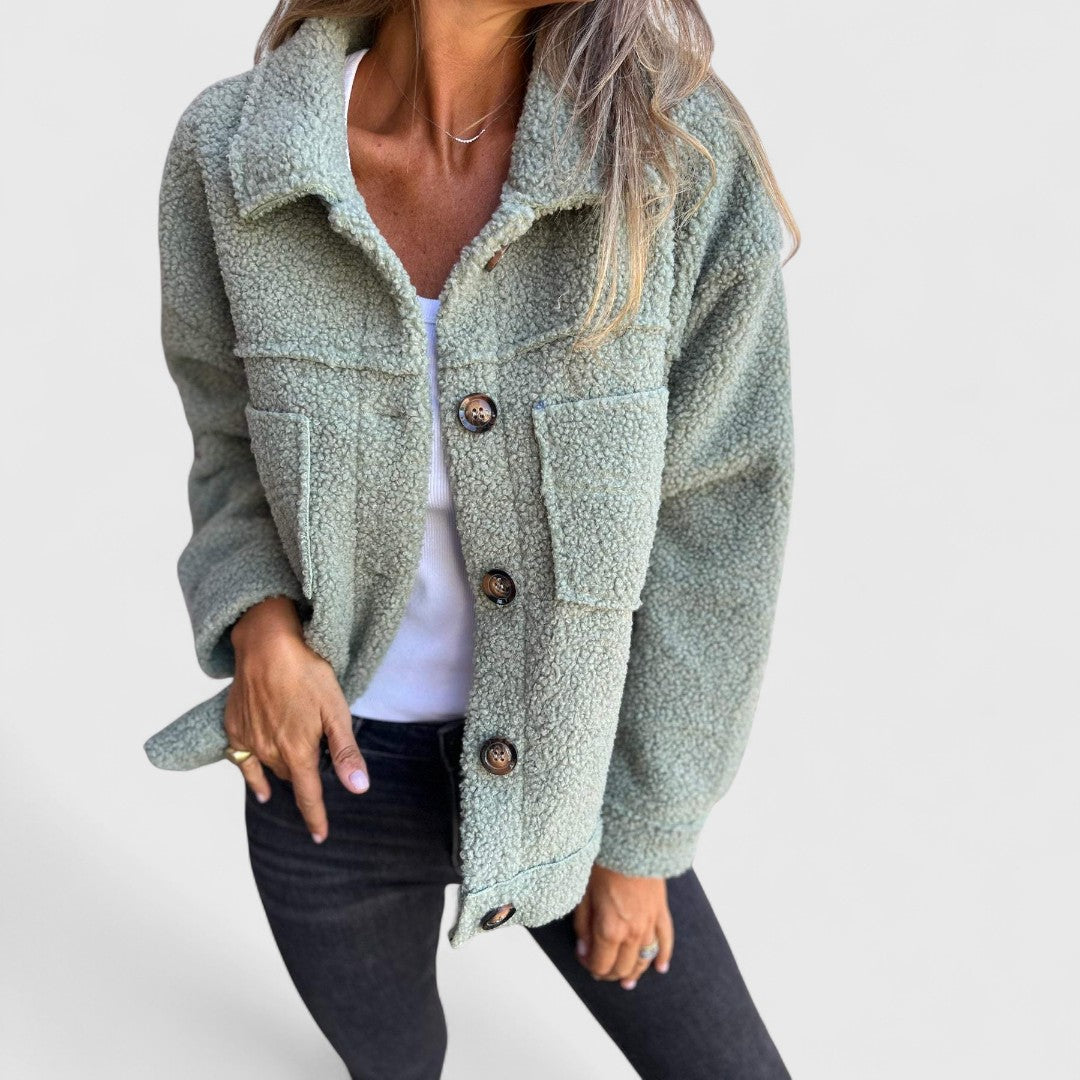 Nataša - Topla i stylish jakna koja upotpunjuje svaki izgled