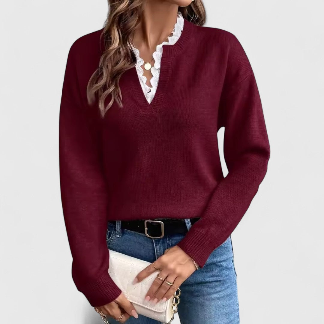 Dobrila - Bluza s Čipkom i V-Izrezom s Elegantnom Udobnošću