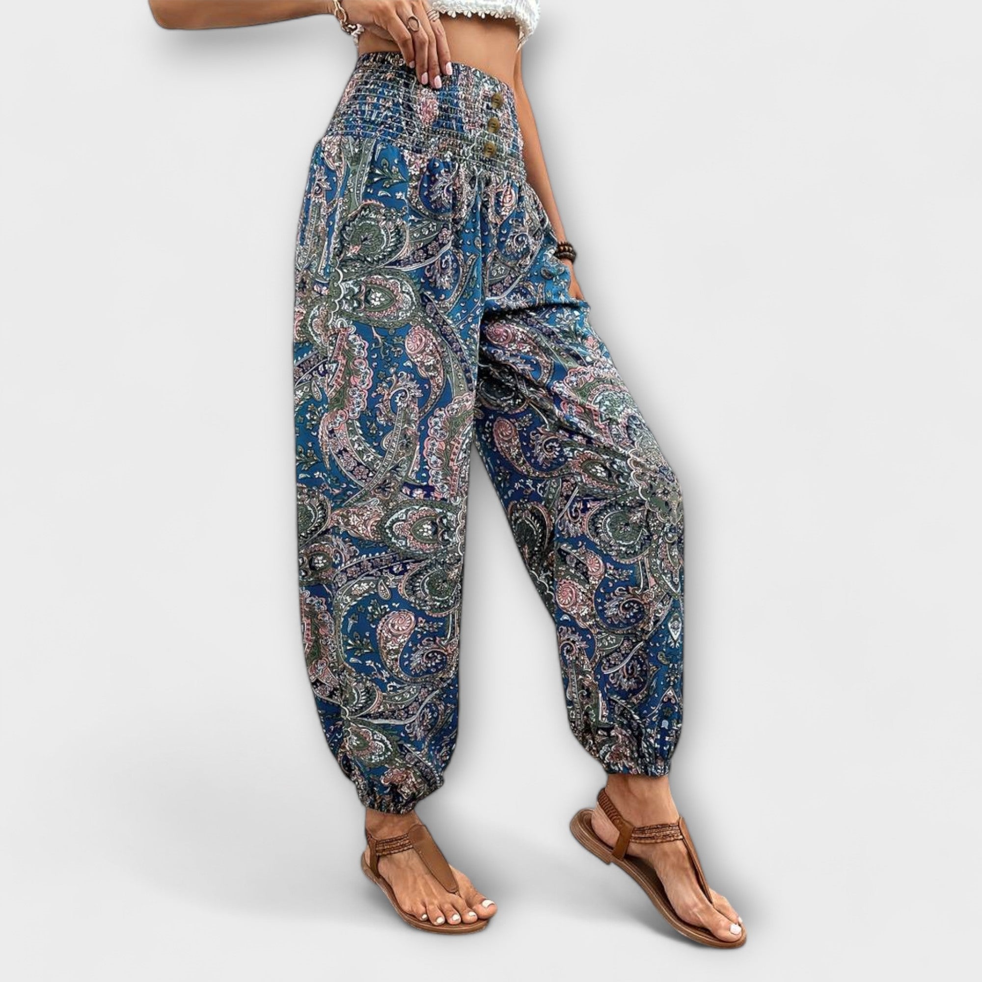 Pantalone s Etnografskim Uzorkom