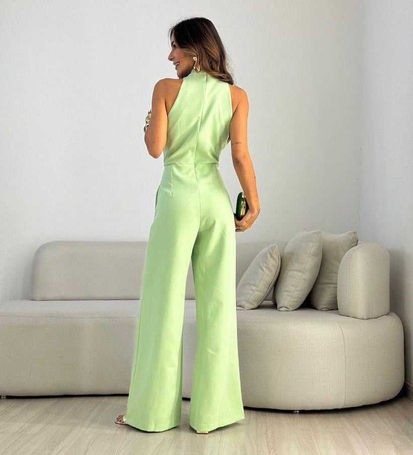 Kornélia – Overall sa definisanim pojasom