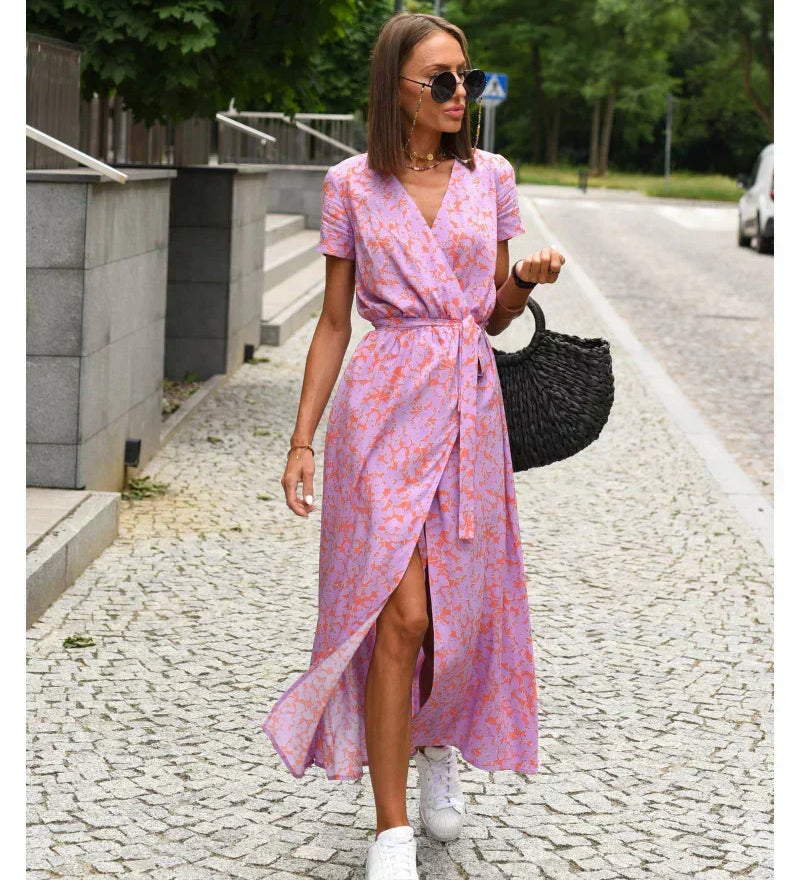 Nikolina | Elegantna haljina s krojem na preklop i laskavim fitom