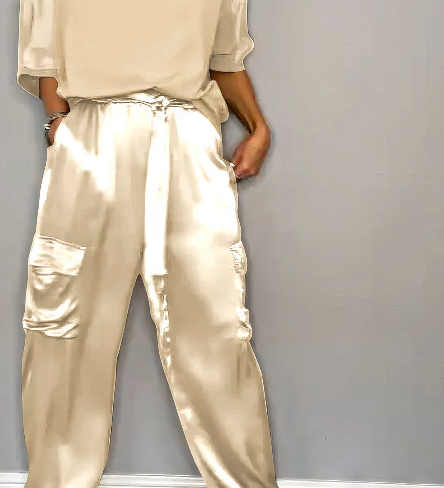 Živana | Kompletna majica od dva dela i cargo pantalone Chic