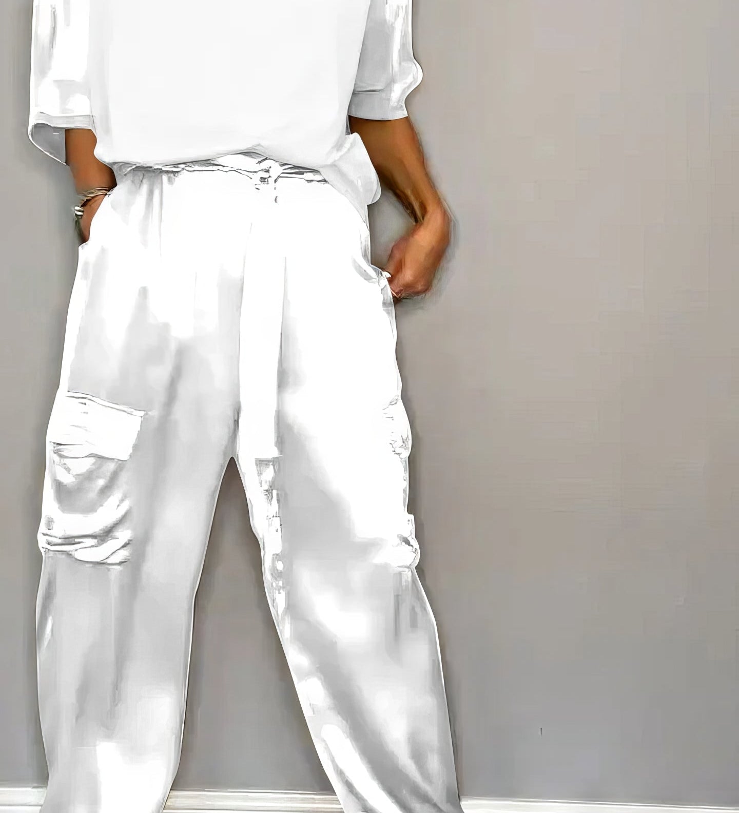Živana | Kompletna majica od dva dela i cargo pantalone Chic